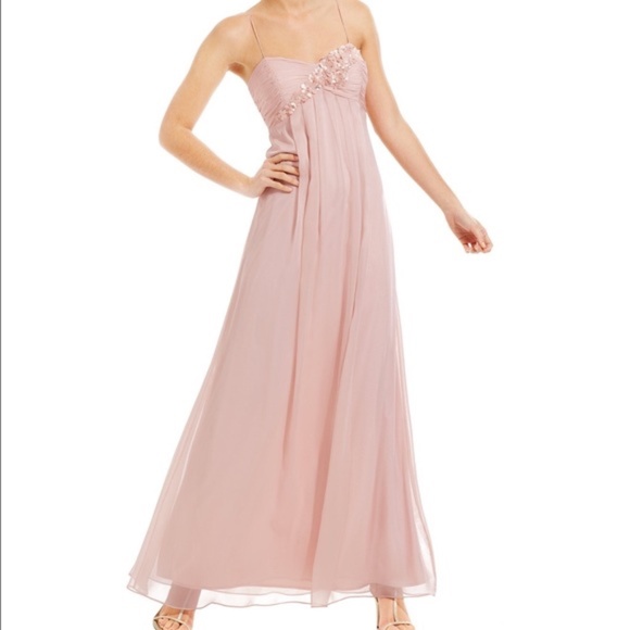 Adrianna Papell Dresses & Skirts - Adrianna Papell Beaded Flower Gown